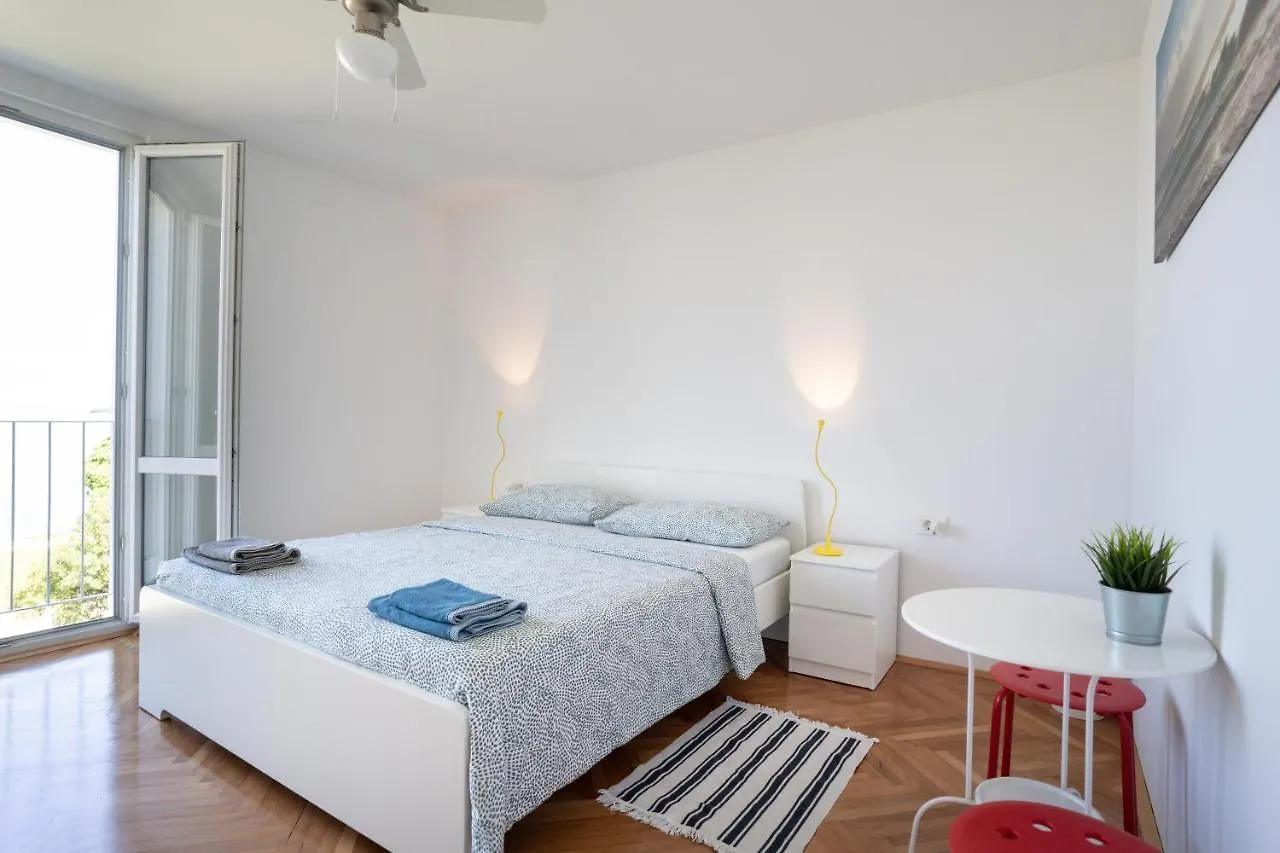 Apartment With A View Rovinj